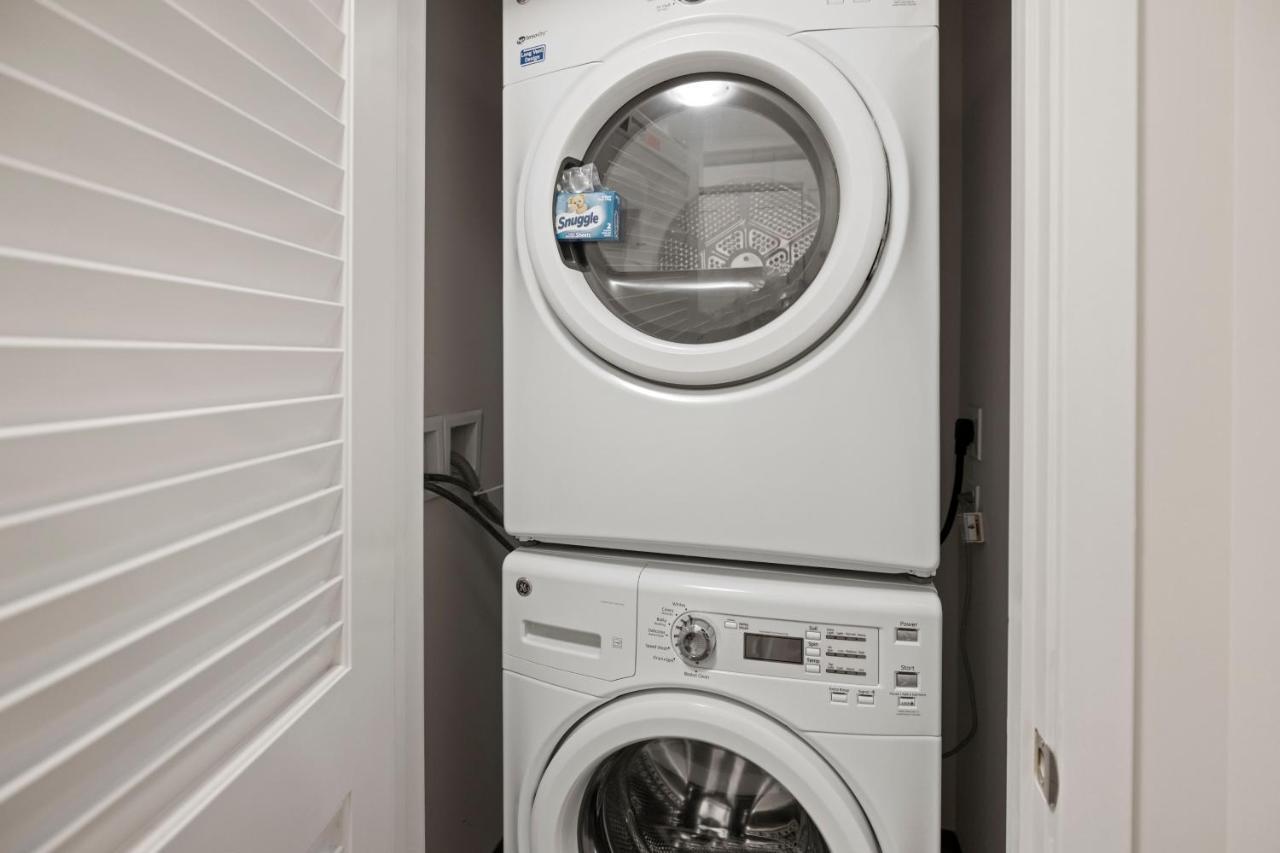 Placemakr Premier Sobro Nashville Eksteriør bilde A stackable washer and dryer