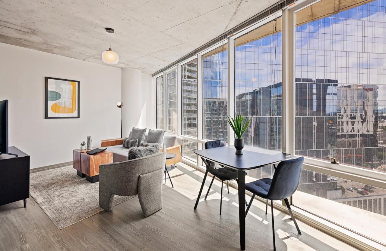 Placemakr Premier Sobro Nashville Eksteriør bilde A staged apartment