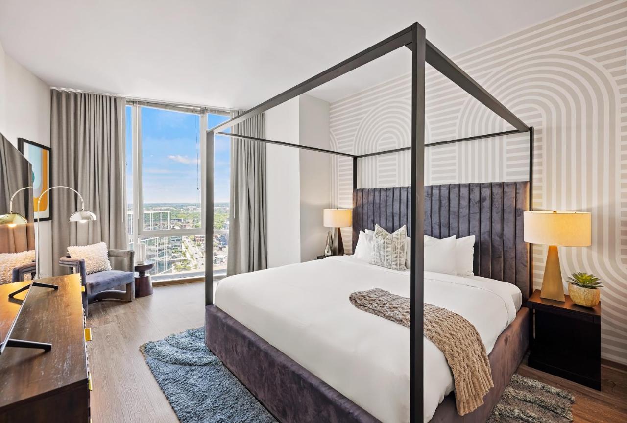 Placemakr Premier Sobro Nashville Eksteriør bilde A bedroom at the West Hollywood Edition