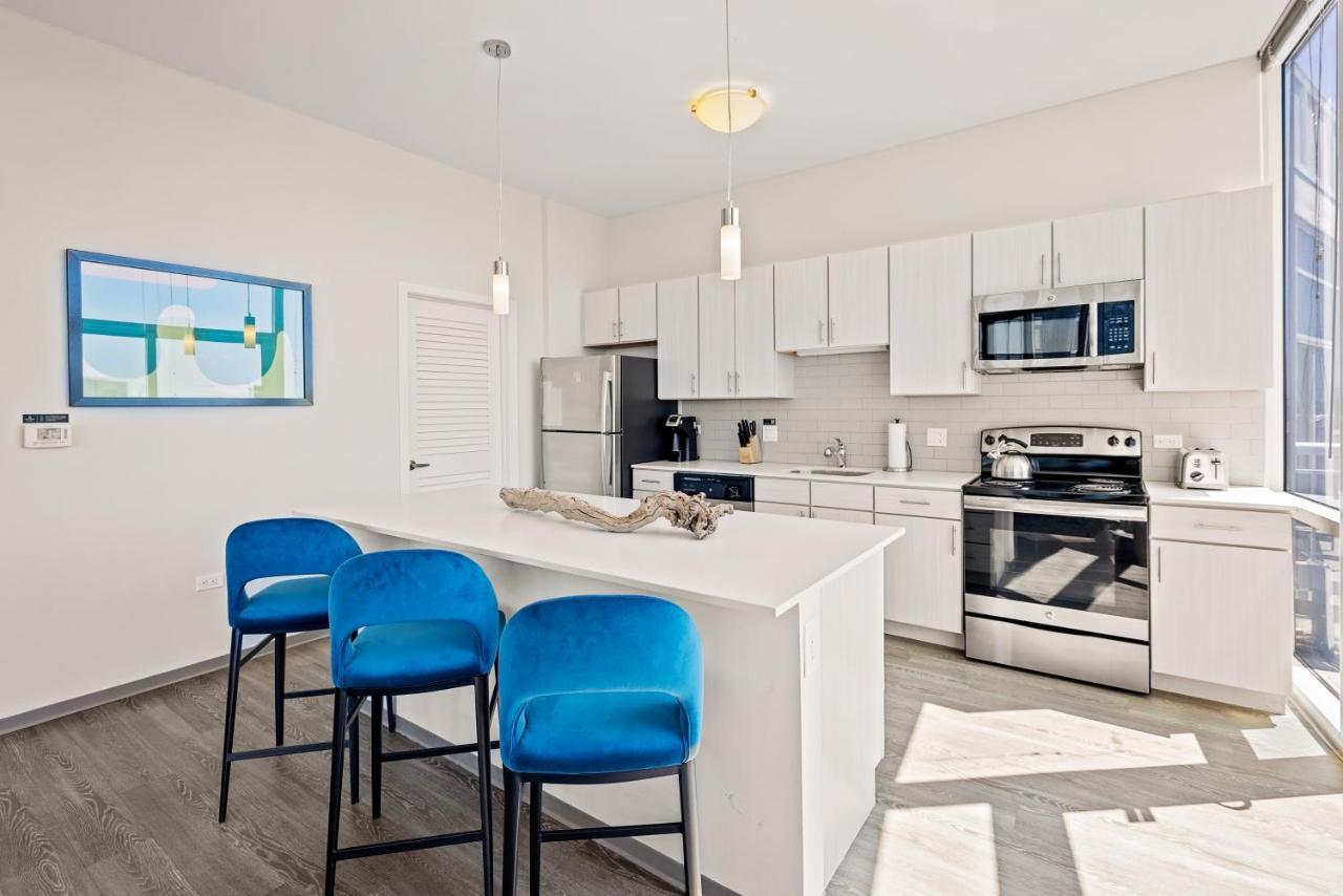 Placemakr Premier Sobro Nashville Eksteriør bilde The kitchen in a typical apartment at The Standard