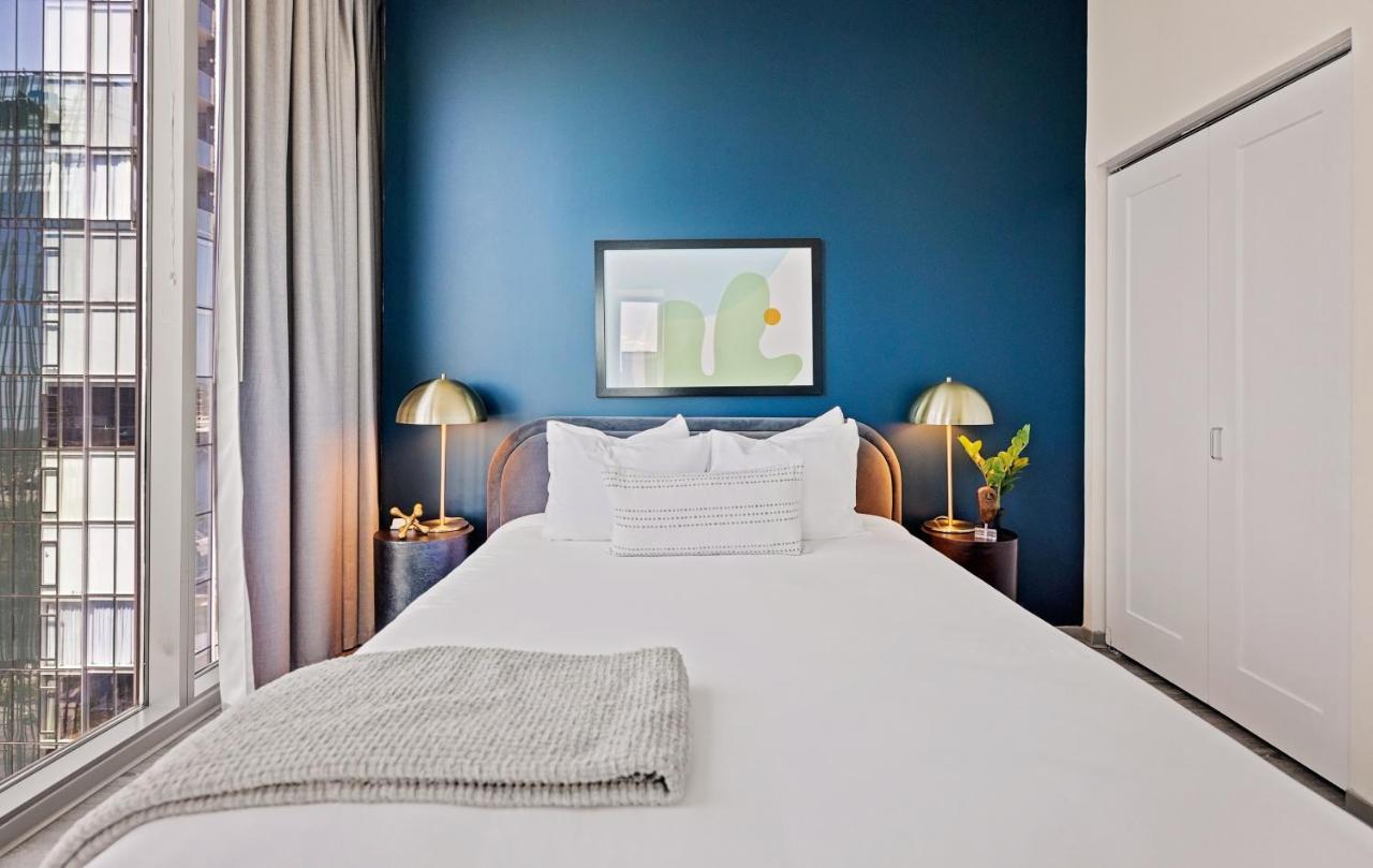 Placemakr Premier Sobro Nashville Eksteriør bilde A bedroom at the Hotel Commonwealth